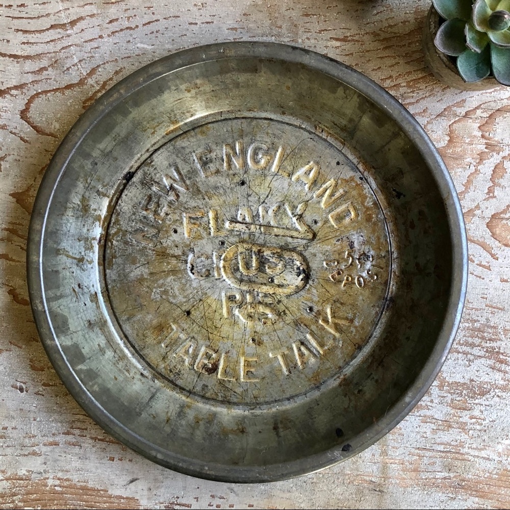 Vintage Pie Tin - New England Flaky Pie Crust